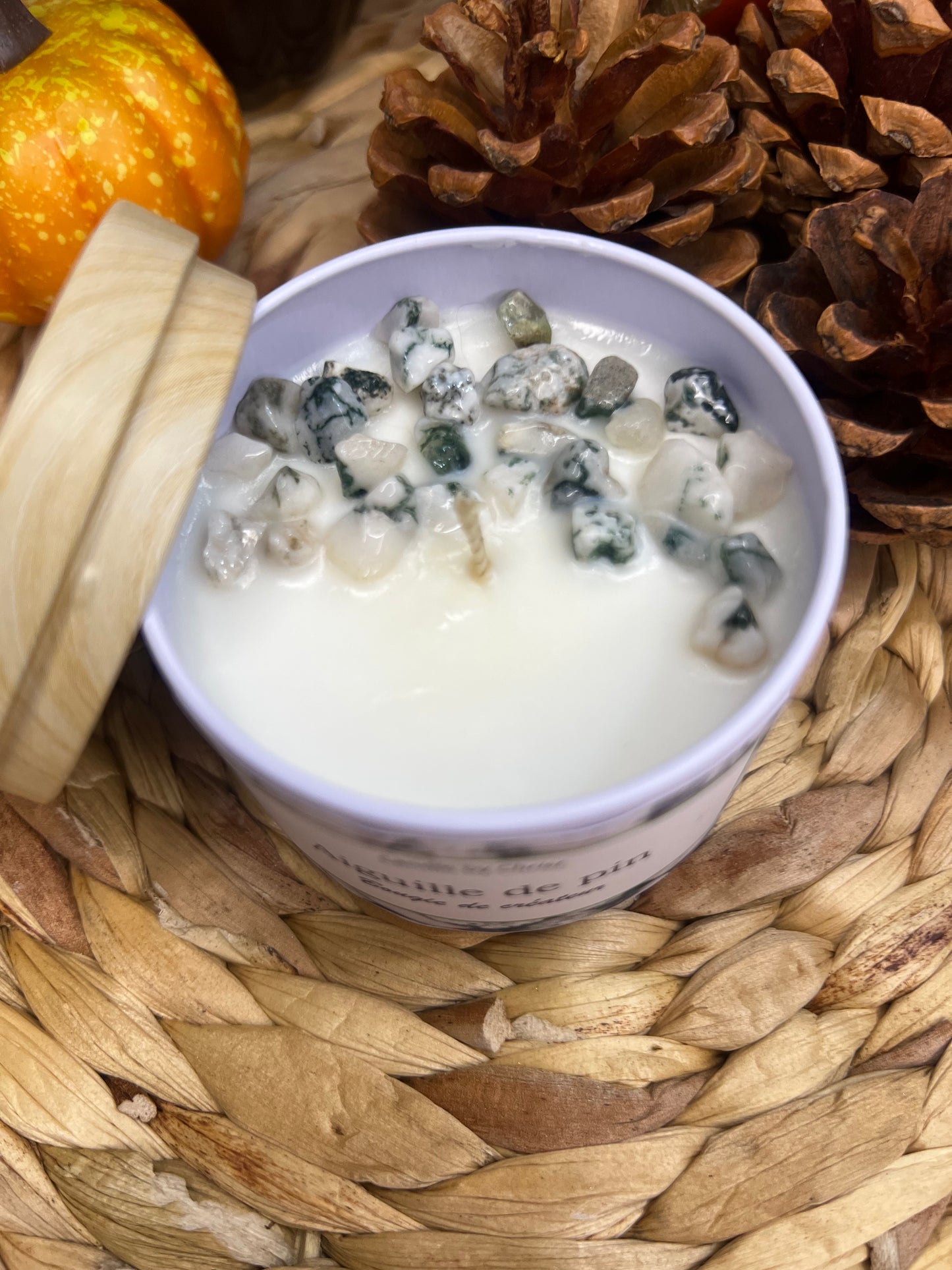 Bougie senteur aiguille de pin- Pierre en agate arbre